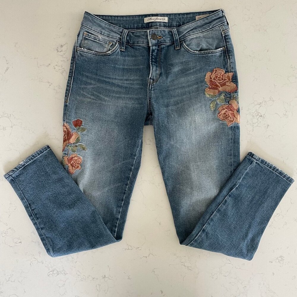 Floral Embroidered Blue Women’s Jeans